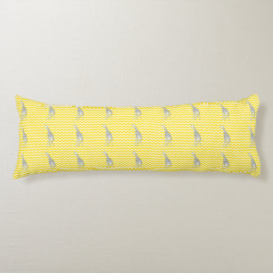 Cojín Chevron de Safari amarillo dorado con jirafa de ar