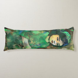 Cojín Chica con vestido verde