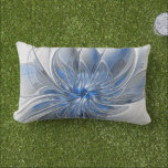 Cojín De Exterior Abstracto Flor de arte fractal de color gris azul<br><div class="desc">Una flor de fantasía única con tonos azules y grises,  abstractos y elegantes. Diseño inusual para su almohada lumbar decorativa floral exterior y más.</div>