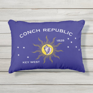 Cojín De Exterior Bandera de la república de la concha de Key West