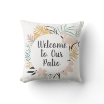 Bienvenidos a nuestro flamenco rosa patio