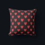 Cojín De Exterior Bodas El día de San Valentín del patrón del corazó<br><div class="desc">Diseñado con lindos patrones de corazón de doodle rojo en un fondo negro sólido. Puede cambiar a cualquier color de fondo como desee.</div>