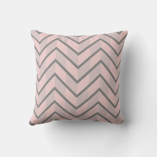 Cojín De Exterior Chic Chevron de Chocolate Rosa Rubí