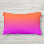 Cojín De Exterior El color de neón de la sombra de Ombre del naranja<br><div class="desc">El color de neón de la sombra de Ombre del naranja y de las rosas fuertes se descolora. Las sombras de Ombre van de rosas fuertes borrosas en el naranja de neón en esta paleta de la puesta del sol el neón, naranja, caliente, rosado, ombre, sombra, color, se descolora, tiende,...</div>