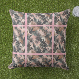 Cojín De Exterior Elegant Gold, Pink and Black Jungle Leaf Pattern