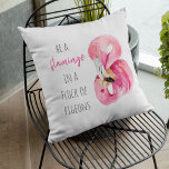 Cojín De Exterior Flamingo De Color Rosa Exótico Moderno Con Cita<br><div class="desc">Flamingo De Color Rosa Exótico Moderno Con Cita</div>