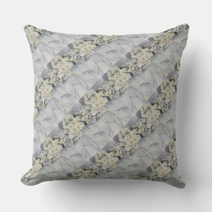 COJÍN DE EXTERIOR GORGEOUS DAISY BOUQUET PATIO PILLOW