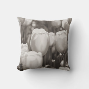 Cojín De Exterior Impresión fotográfica de tulipanes rojos