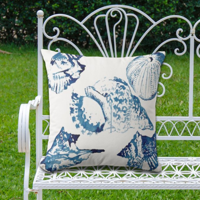 Cojín De Exterior moda costera azul índigo océano acuarela (coastal chic indigo blue ocean watercolor seashell outdoor pillow)