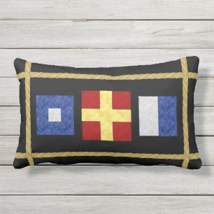 Cojín De Exterior Monograma de bandera de señal marítima náutica