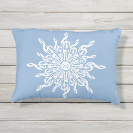 Cojín De Exterior Monograma Ornamental Azul invernal G-Clef Snowflak
