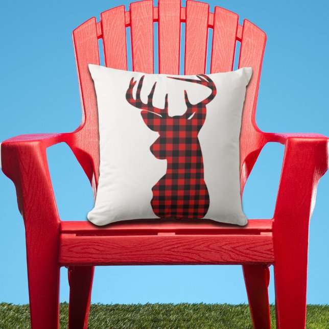 Cojín De Exterior navidades de chantaje rojo en cabina de campo (country cabin red buffalo plaid christmas deer outdoor pillow)