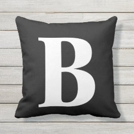 Cojín De Exterior Patio inicial del Monograma Blanco Negro