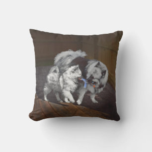 Cojín De Exterior Pintado Keeshond Playtime - Arte Perro Original.