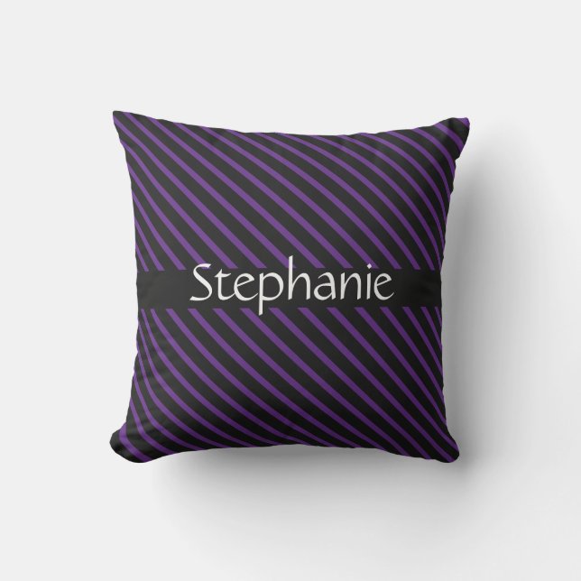 Cojín De Exterior Rayas de nombre personalizadas Royal Purple Black  (Anverso)