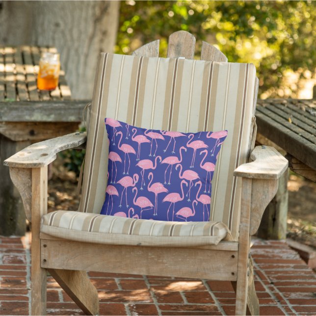 Cojín De Exterior Retro Hand-Drawn Flamingo | Tropical Pattern Navy (Silla)