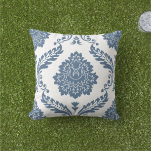 Cojín De Exterior Rococo Damask Patrón Grande Azul sobre Blanco