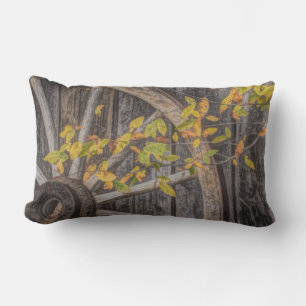 Cojín De Exterior Rueda de vagón rústico en el campo