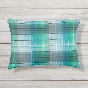 Cojín De Exterior Turquesa y gris en una jaula.