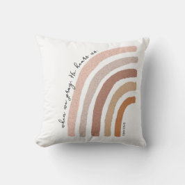 Cojín Decorativo 1 Juan 5:15 - Arcoiris Boho