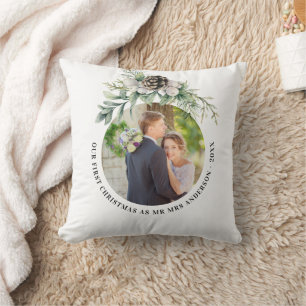 Cojín Decorativo 1er foto de recién casados en navidad blanco verde