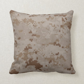 Cojín decorativo 20" del desierto MARPAT x 20"