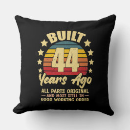 Cojín Decorativo 44 Years Ago All Parts Original 44th Birthday 