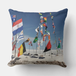 Cojín Decorativo A United World in the Heart of the Salar de Uyuni