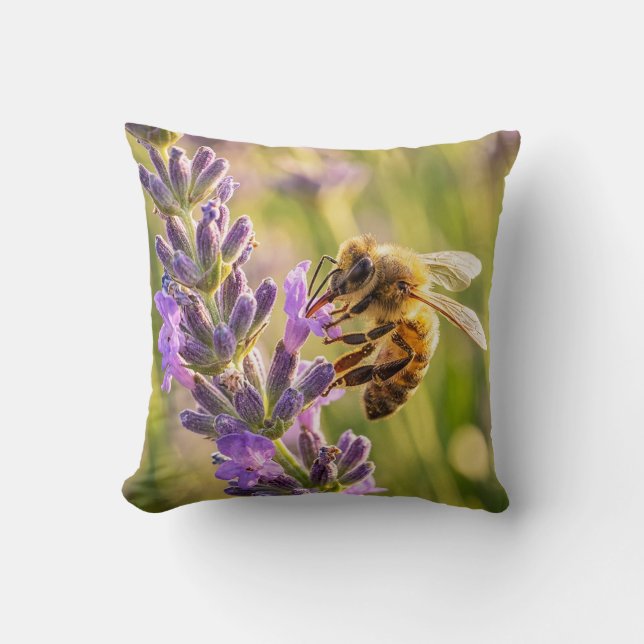 Cojín Decorativo Abeja en lavanda (Anverso)