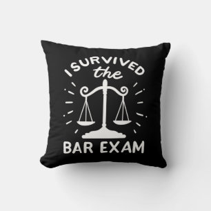 Cojín Decorativo Abogado Sobrevivió Al Examen De Bar