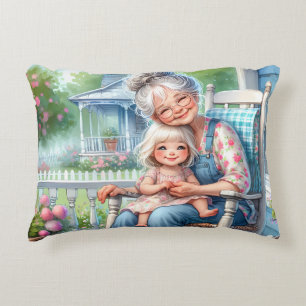 Cojín Decorativo Abrazo de abuela y nieta en el porche