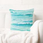 Cojín Decorativo Abstracto Acuarela Olas oceánicas Costa<br><div class="desc">Trae una pequeña playa a tu casa con esta gran almohada de algodón de tiros con las colgaduras abstractas de las olas del océano en tonos marinos,  turquesa y azul. Ideal para disfrutar de la playa,  la costa,  el mar y la decoración de las casas de temática tropical.</div>