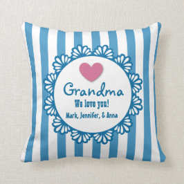 Cojín Decorativo ABUELA le amamos con el corazón y rayamos B02