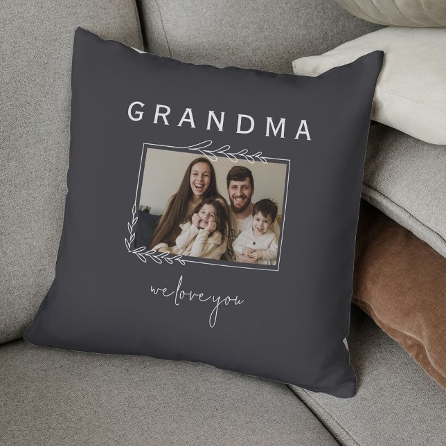 Cojín Decorativo Abuela: Te queremos foto floral rusa (Grandma We Love You Rustic Floral Photo Throw Pillow
)