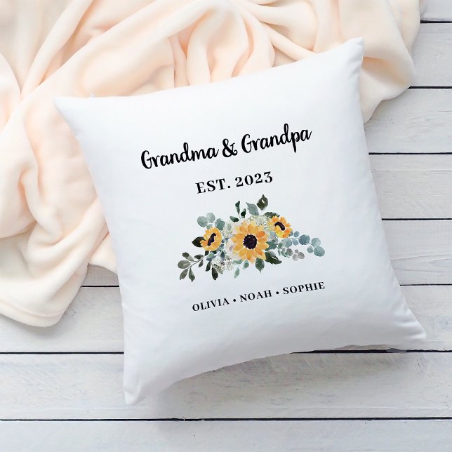 Cojín Decorativo Abuela y abuelo | Girasol ruso y nombres (A simple, rustic pillow keepsake for your grandma and grandpa)