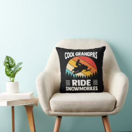 Cojín Decorativo Abuelos Geniales Van en Moto de Nieve Atardecer Vi