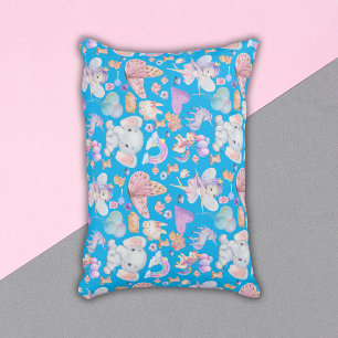 Cojín Decorativo Acuarela Femenina Caprichosa sobre Azul  