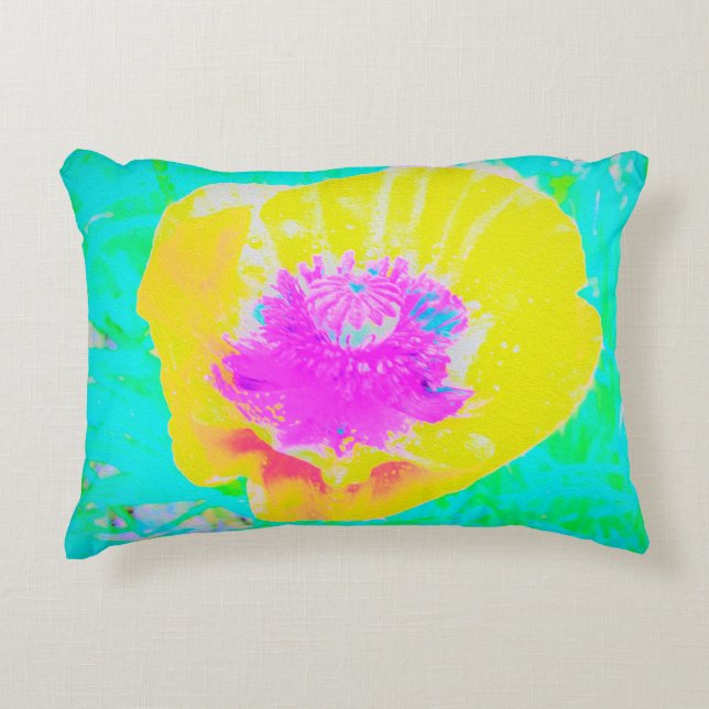 Cojín Decorativo Adormidera amarilla con centro rosado caliente en  (Anverso)