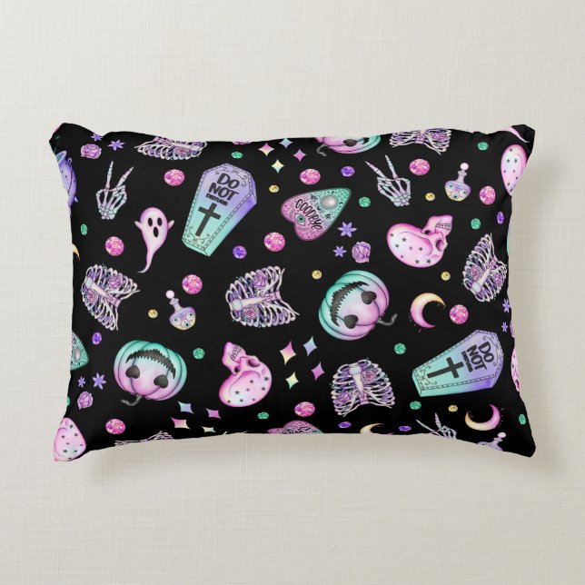 Cojín Decorativo Afiche y cementerio gótico pastel de Halloween (Anverso)