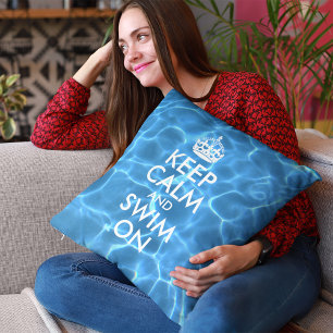Cojín Decorativo Agua de Piscina Azul Mantén la Calma y Sigue Nadan