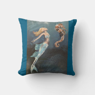 Cojín Decorativo Aguas encantadas: Una sirena y su caballito de mar