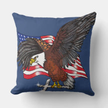 Águila americana con cruz