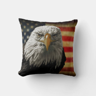 Cojín Decorativo Águila calva americana sobre bandera ondulada
