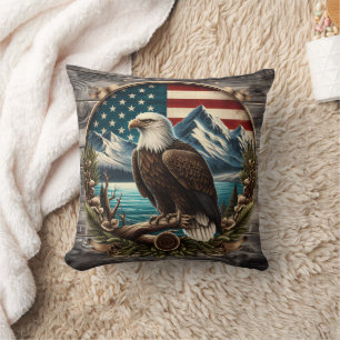 Cojín Decorativo Águila majestuosa contra el paisaje americano