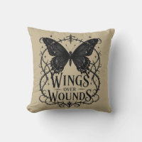 Alas sobre heridas – Diseño de mariposa negra góti