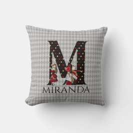 Cojín Decorativo Alicia de Maravilla y Reina de Corazón Letra M
