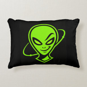 Cojín Decorativo Alienígena Verde Buena Suerte 