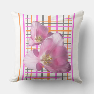 Cojín Decorativo Almohadón con estampado de tulipanes rosas a cuadr