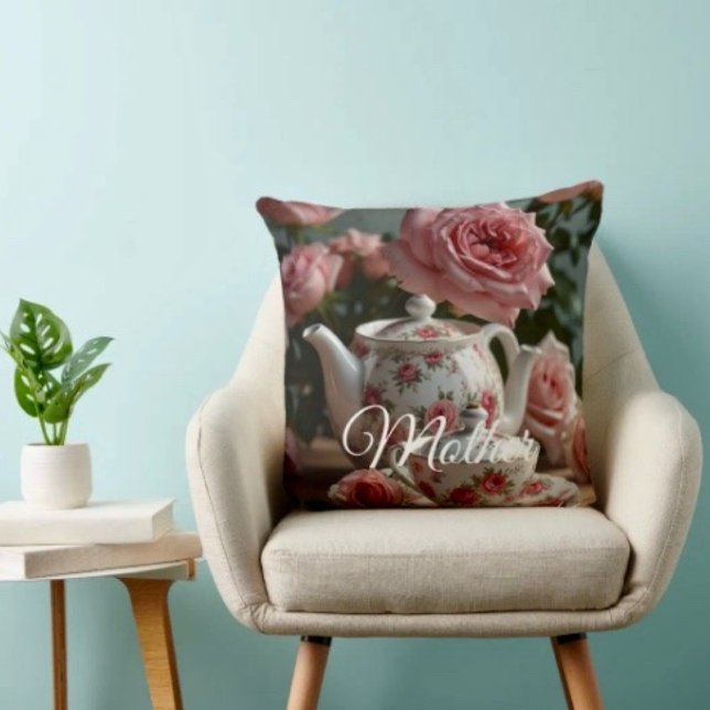 Cojín Decorativo Almohadón de la Té de Rosa de Col Lombarda Rosa (Throw Pillow 100% polyester heavyweight stretch material. Hidden zipper Made in the USA.
)