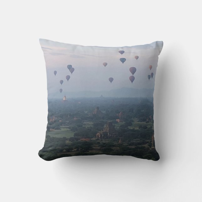 Cojín Decorativo amanecer en globo de bagan (Anverso)